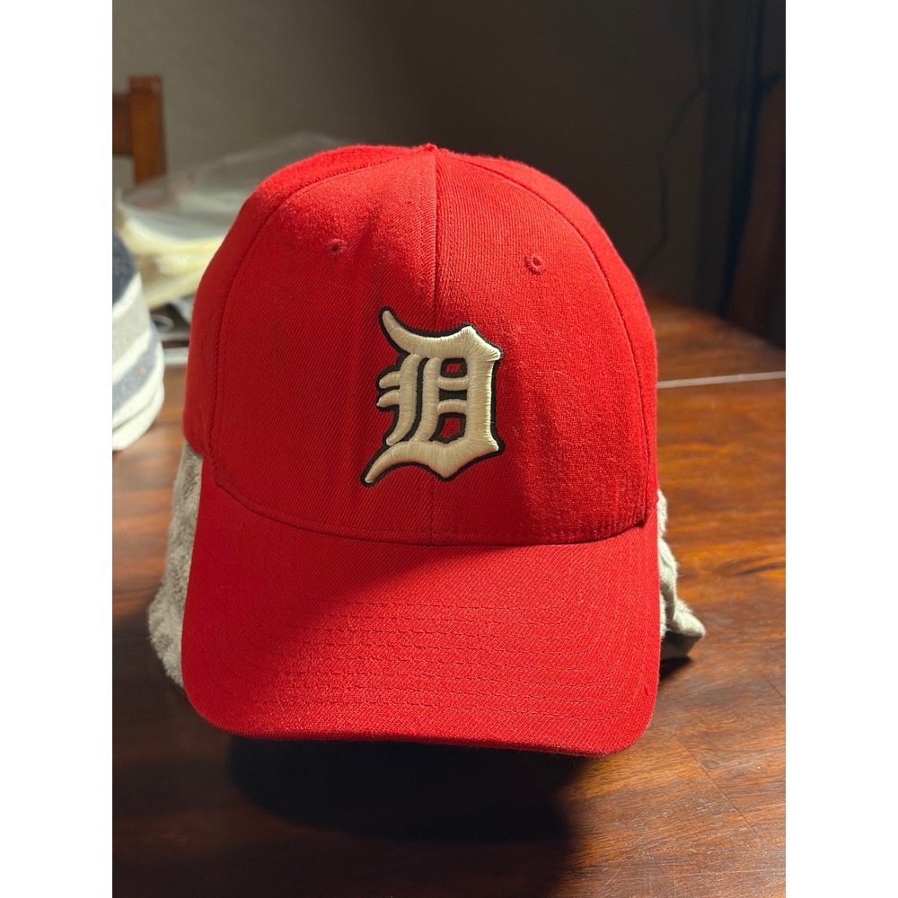 Richardson Pro 585 Flexfit Hat Red Embroidered D Logo Bulldog Mascot SM-MD